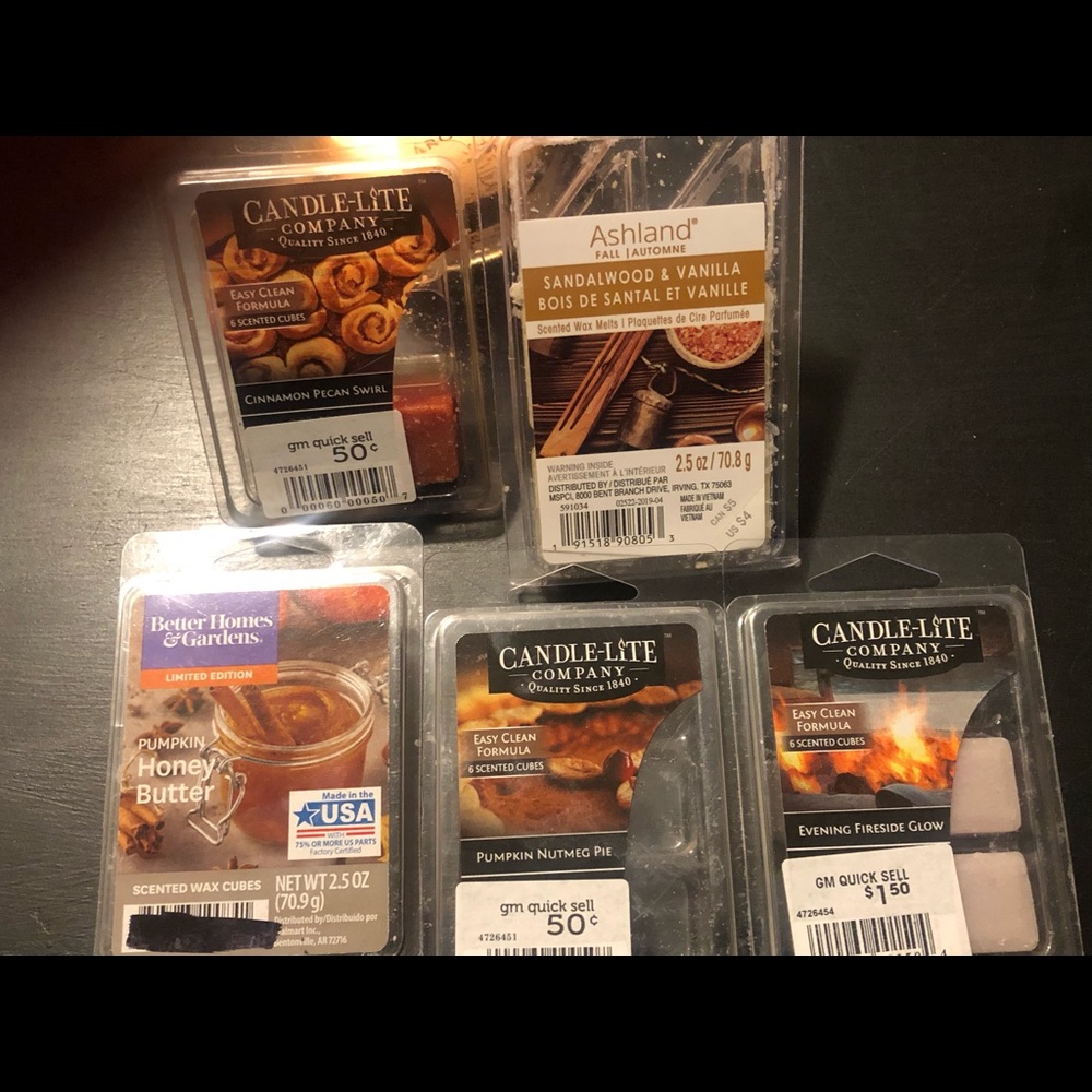 Lot of fall scented wax cubes